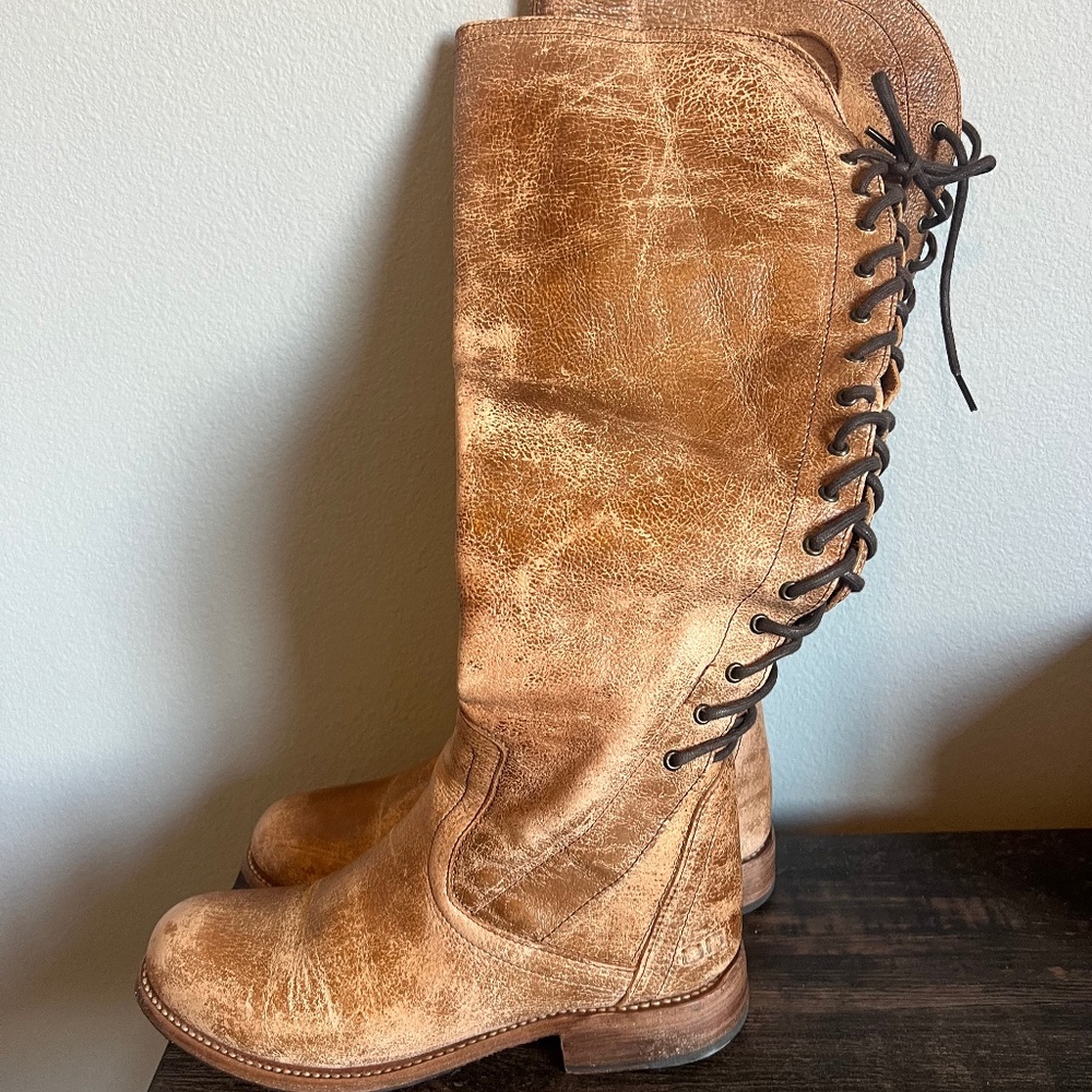 Bedstu Surrey Boots size 8.5